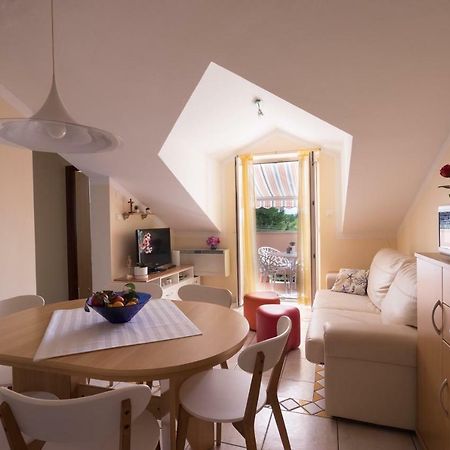 Apartman Nena Turanj Exterior photo