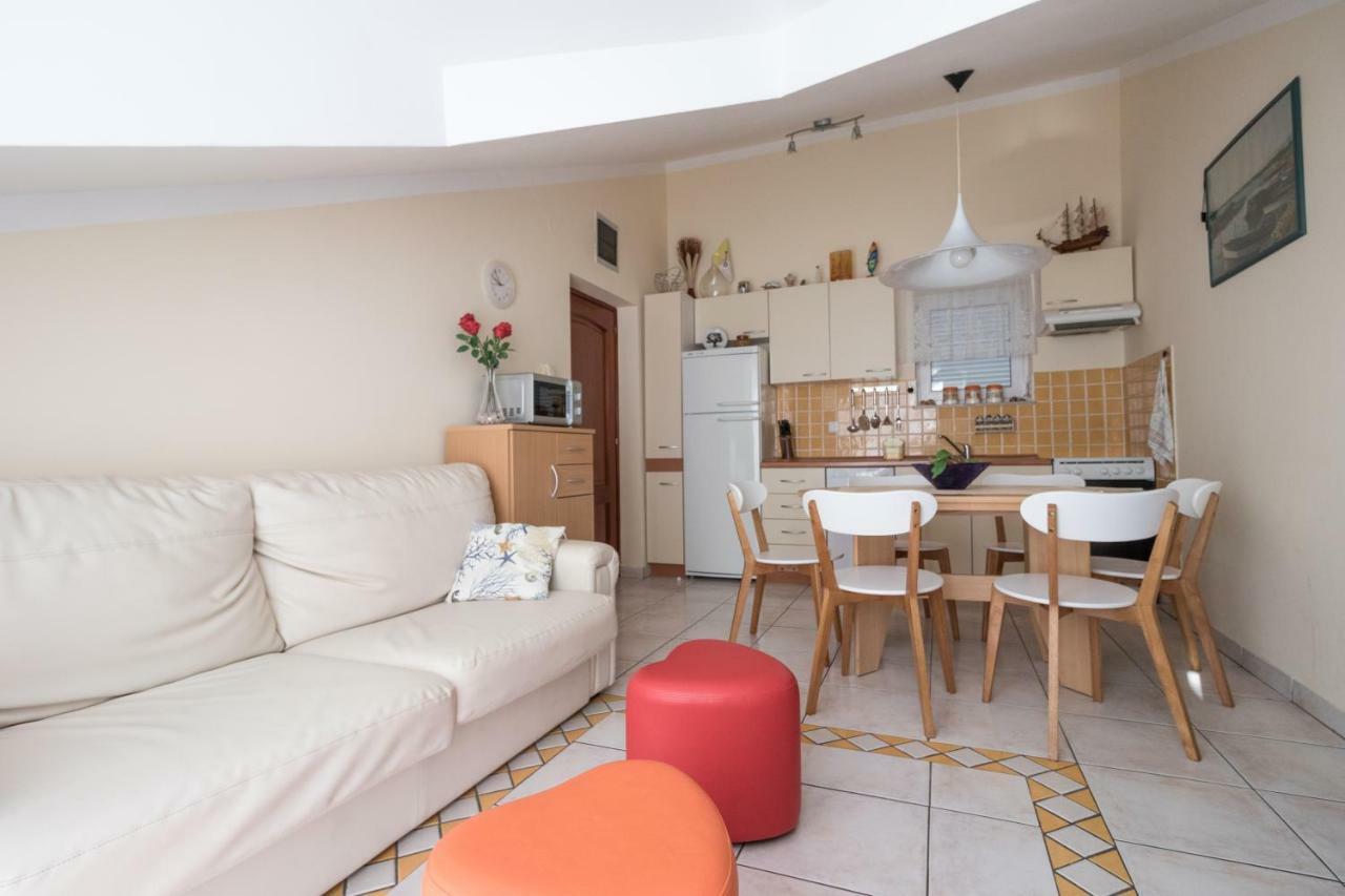Apartman Nena Turanj Exterior photo